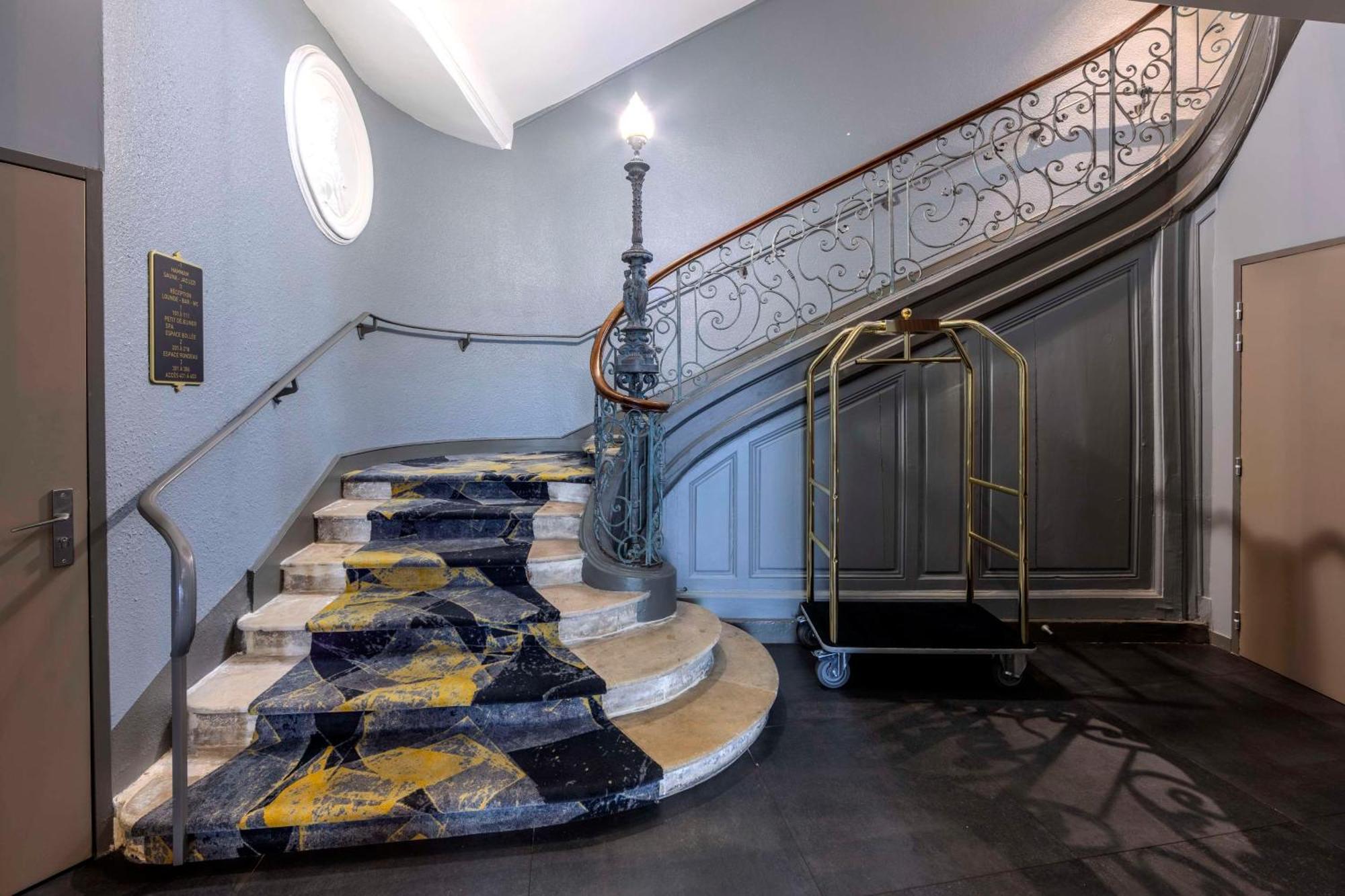 Leprince Hotel Spa; Best Western Premier Collection ルマン エクステリア 写真